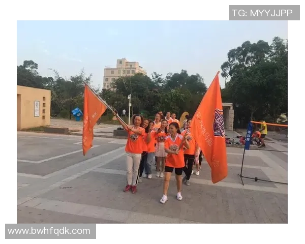 深圳羽毛球队选拔赛背后的拼搏故事与奋斗历程揭秘 深圳羽毛球队选拔赛背后的拼搏故事与奋斗历程揭秘